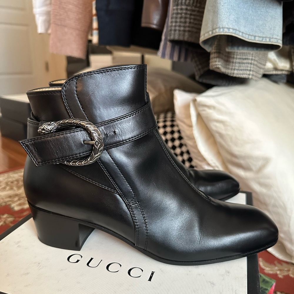 Gucci Leather Ankle Boots